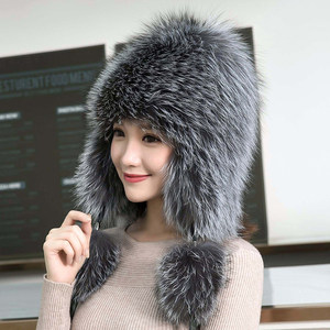 Venta al por mayor <span class=keywords><strong>de</strong></span> fábrica: Nuevo gorro <span class=keywords><strong>de</strong></span> piel <span class=keywords><strong>de</strong></span> zorro auténtica para mujer, estilo Lei Feng, cálido y acolchado, con orejeras grandes, ideal para esquí en el noreste. - Product Image 1