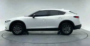 Mazda CX-4 d'occasion 2021 2.0L FWD <span class=keywords><strong>SUV</strong></span> LHD Peinture d'origine HUD Sièges chauffants Faible kilométrage Prêt à être expédié FOB - Product Image 2