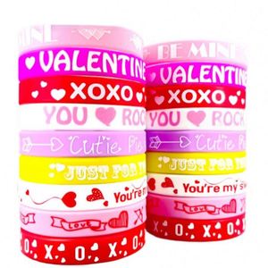 สายรัดข้อมือยางสำหรับวันวาเลนไทน์เทศกาลวันหยุดสายรัดข้อมือสุดพิเศษจากผู้ผลิต - Product Image 1