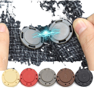 Bán buôn vòng nhựa tráng 8 lỗ may-on ẩn ốc vít 22mm & 26mm nút nam châm cho quần áo mô hình hình chữ nhật - Product Image 1