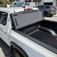 Couverture de benne rigide pliable en alliage d'aluminium personnalisée pour Nissan NP300 Ranger Navara 2021-2024 Ram 1500 F-150 Heavy