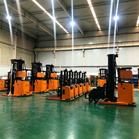 Truk Pengangkat Listrik 1,5 Ton Pabrik OEM LVNA1500 AGV Robot Forklift Lorong Sangat Sempit dengan Panduan Laser untuk Penggunaan Gudang