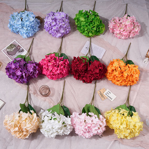 Hortensia bulgare à cinq têtes, fleur artificielle en soie, décoration de mariage, bouquet de fleurs en plastique, ornement - Product Image 1