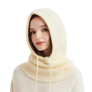 Bonnet cagoule tricoté en acrylique chaud d'hiver à rayures avec cordon de serrage réglable pour le voyage - Product Image 2