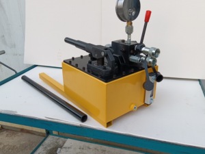 Pompe hydraulique manuelle DEELEAP 10000PSI/700BAR, outil hydraulique manuel à double action à deux vitesses pour applications industrielles - Product Image 2