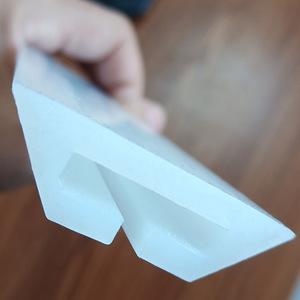 21816 L-Shaped <b>Plastic</b> Guide Strip Pe Polymer 8-50 Wear Resistant <b>Edge</b> Protector For Linear Guides - Product Image 3