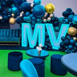 Tùy Chỉnh Marquee Chữ 4ft Lớn Đứng Neon Dải Dấu Hiệu Số Thư Ánh Sáng Đứng Với Acrylic Ủng Hộ Cho Sinh Nhật Dấu Hiệu - Product Image 6