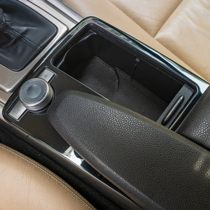 สติ๊กเกอร์แผงที่วางแก้วคอนโซลกลาง Xingbaiwang สำหรับ Mercedes-Benz W212 W207 E-Class ที่นั่งด้านหน้า ทำจากสแตนเลส - Product Image 3
