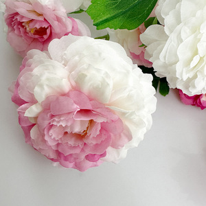 Flores Artificiales de Peonía Koi de 65 cm de Altura, Simulación de Seda, Decoraciones para Bodas - Product Image 1