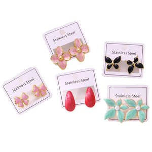 Boucles d'oreilles papillon tendance anti-chute pour femmes, en acier inoxydable 304, bijoux d'oreille légers, accessoires pour un usage quotidien - Product Image 4