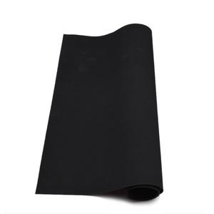 Plaque de <span class=keywords><strong>caoutchouc</strong></span> nitrile NBR industrielle, <span class=keywords><strong>rouleau</strong></span> de feuille de <span class=keywords><strong>caoutchouc</strong></span> résistant à l'huile pour l'industrie automobile et pétrolière - Product Image 2