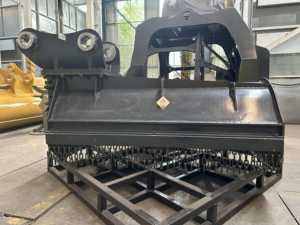 Broyeurs à fléaux montés sur excavatrice avec moteur conçu pour une <span class=keywords><strong>coupe</strong></span> efficace de l'herbe et des arbustes - Product Image 5