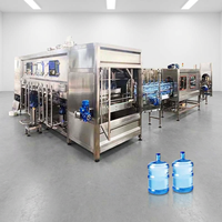 Équipement complet de remplissage de barils de 5 gallons 200BPH, ligne de production automatique d'eau minérale naturelle