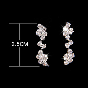 Ensemble <span class=keywords><strong>collier</strong></span> et boucles <span class=keywords><strong>d</strong></span>'oreilles en zircon et strass simple de style européen et américain, bijoux de mariée, boucles <span class=keywords><strong>d</strong></span>'oreilles en <span class=keywords><strong>argent</strong></span>, ensemble <span class=keywords><strong>collier</strong></span> - Product Image 3