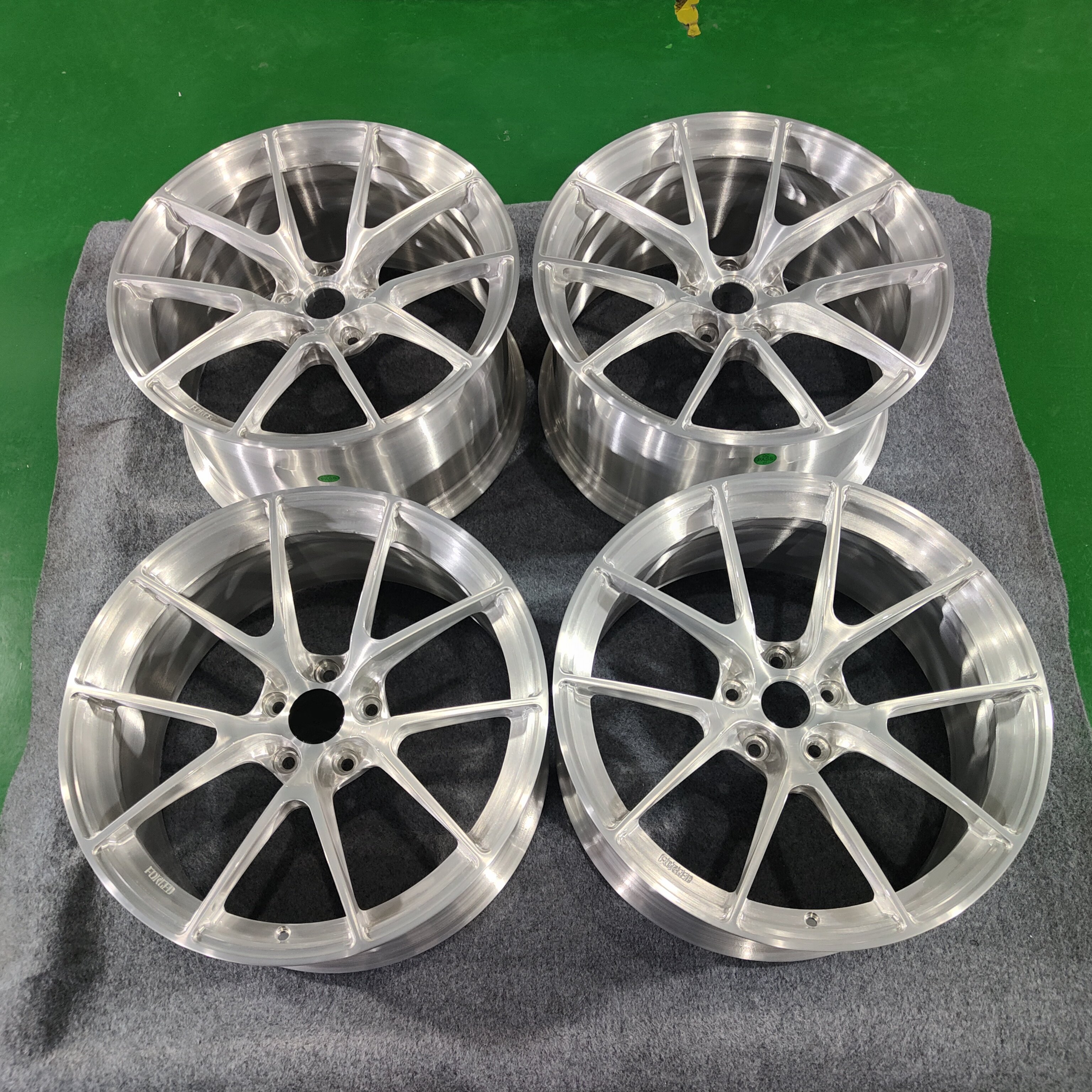 Custom Spoke Wheels Forged Alloy Rims 17-24 Inch