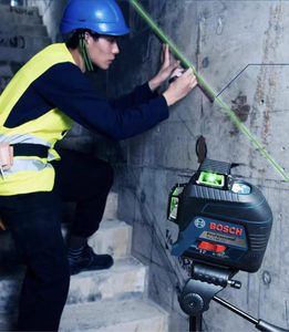 <span class=keywords><strong>Bosch</strong></span> GLL 3-60 XG <span class=keywords><strong>360</strong></span> °   Nivel Láser de Líneas Cruzadas Verdes de 3 Planos Autonivelante para Construcción y Enlucido - Product Image 4