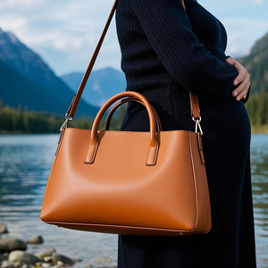 Borsa Tote a spalla larga marrone comoda comoda e lussuosa su misura pannolino in pelle borsa Tote premaman per la mamma - Product Image 4