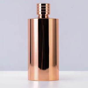 Bouteille isotherme en acier inoxydable à double paroi, design minimaliste, pour voyage, or rose, argent, noir, or - Product Image 3