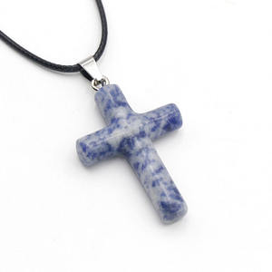 Cadeau <span class=keywords><strong>de</strong></span> Noël 40mm Pierre Naturelle Rose Cristal Pendentif Pierre Croix Chandail Chaîne Cadeau Décontracté - Product Image 5