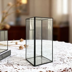 Ensemble de 3 lanternes de table décoratives <span class=keywords><strong>en</strong></span> métal avec cadre <span class=keywords><strong>en</strong></span> fer et couvercle <span class=keywords><strong>en</strong></span> <span class=keywords><strong>verre</strong></span>, forme géométrique rectangulaire, coupe-vent - Product Image 4