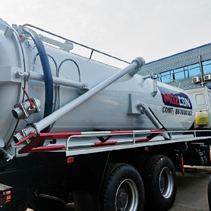 Camión de Succión de Aguas Residuales Sinotruk Howo TX 6x4 de 20000L para Limpieza de Drenajes y Transporte de Residuos - Product Image 4