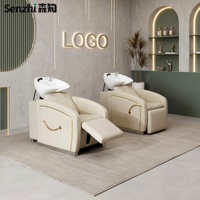 Fauteuil de lavage moderne de luxe incurvé avec cuvette en céramique, repose-pieds réglable, couleur personnalisable, pour salon de coiffure