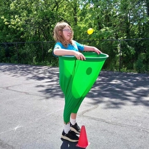 Bán buôn khổng lồ ngoài trời Granny quần sân trò chơi thiết lập trò chơi ném với quả bóng bouncy cho gia đình đoàn tụ và lĩnh vực ngày - Product Image 5