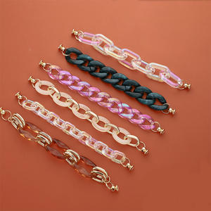 2024 nouvelle femme à la main brillant Bling arc-en-ciel coloré résine cerceaux liés avec chaîne en métal Bracelet bracelet Univer - Product Image 1