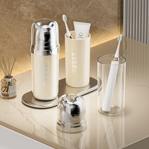 Xách Tay Gấu Du Lịch Nhựa Bàn Chải Đánh Răng Cup 3-Trong-1 Thân Thiện Với Môi Bền Vệ Sinh Cá Nhân Set Với Kem Đánh Răng Hộp Lưu Trữ - Product Image 1