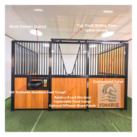 Box de boxage préfabriqué pour chevaux 10ft x 12ft, structure en acier galvanisé à chaud, remplissage en WPC bambou, porte coulissante, équestre