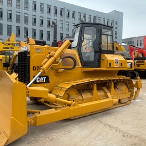 Bulldozer Amarillo Caterpillar D7G, Equipo de Construcción de Uso Pesado con Motor Cummins, Capacidad de Empuje de 8.6 m, Modelo 2023 - Product Image 5