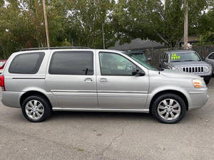 Vente en gros de Buick Terraza CX Plus 4 portes, mini-fourgonnette d'<span class=keywords><strong>occasion</strong></span>, année 2007, norme Euro III, autoradio MP3 DVD, écran tactile, conduite à gauche, transmission arrière - Product Image 4