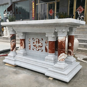 Altare Religioso Cattolico Personalizzato in Marmo Bianco e Rosso Venato Intagliato a Mano con Colonna e Croce Gotica per Decorazione Interna della Chiesa - Product Image 2