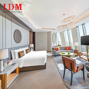 ชุดห้องนอนโรงแรมไม้จริงสไตล์โมเดิร์นแบบกำหนดเองของ <span class=keywords><strong>IDM</strong></span> สำหรับใช้ในเชิงพาณิชย์ในอพาร์ตเมนต์หรูและโรงแรม - Product Image 1