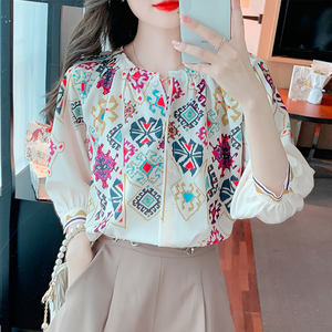 Boutique all'ingrosso 2024 estate nuovo stile elegante stile etnico stampato <span class=keywords><strong>camicie</strong></span> da <span class=keywords><strong>donna</strong></span> a maniche medie - Product Image 1