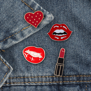 Broches Cœur Lèvres Rouges <span class=keywords><strong>OMG</strong></span> <span class=keywords><strong>Sexy</strong></span>, Épingles Créatives en Émail Lèvres Rouge à Lèvres, Badges Cœurs, Boutons de Sac à Dos, Épingles de Revers pour Chemises, Bijoux pour Filles - Product Image 2