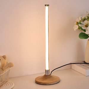 Lámpara de mesa LED de diseño moderno nórdico, Base de madera ligera recta de lujo, 360 grados para iluminación de trabajo de oficina, lectura, uso en interiores - Product Image 5