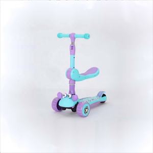 Trottinette pour enfants moderne en plastique pliable et réglable en hauteur, âges 3-12, <span class=keywords><strong>carrosserie</strong></span> graffiti, plateau en PU extra large antidérapant, éclairage - Product Image 2