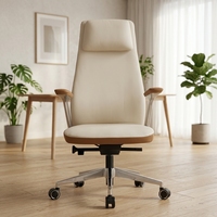 Chaise de bureau exécutive en cuir marron à dossier haut avec hauteur réglable, appui-tête réglable, accoudoirs fixes et pivotante pour salon