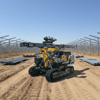 Machine de forage diesel-hydraulique de haute qualité pour piquetage rapide de PV, adaptée à divers projets solaires, dotée d'un moteur, d'une pompe et d'un moteur principal.