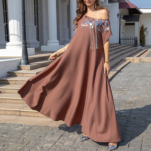 Abito da sposa lungo marrone semplice caffè con cintura da <span class=keywords><strong>donna</strong></span> con paillettes alla moda Eid Party vestito a spalla nuda - Product Image 2