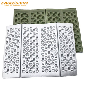 Colchoneta de Camping Plegable Portátil, Resistente a la Humedad, de Espuma, con Aislamiento de Aluminio XPE, para Exteriores - Product Image 1