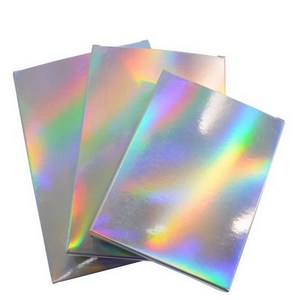 Kişiselleştirilmiş Lüks Oluklu Mukavva Holografik Posta Gönderi Kutusu, Özel Logo ve Giysi Paketleme İçin Karton Ambalaj Kutusu - Product Image 1