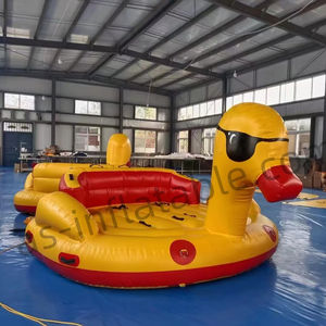 Lindos juguetes inflables de agua de pato amarillo, Grandes sofás de agua inflables, juguetes remolcados de agua para la venta - Product Image 1