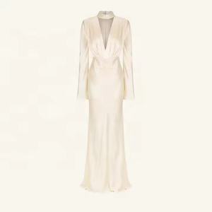 Robe de Soirée Élégante et Modeste en Satin, Col en V Profond, Manches Longues, Taille Cintrée, Coupe Droite – Vente en Gros de Vêtements - Product Image 5