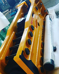 Marteau hydraulique SB131 pour excavatrices de 30 à 45 tonnes - Utilisation en démolition intensive et construction - Moteur - Garantie 1 an - Origine Chine - Product Image 5