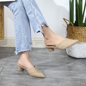 Chaussures à talons pointus pour femmes, chaussures à motif quadrillé, vente chaude 2024, chaussures classiques pour femmes, tendance estivale pour femmes - Product Image 2