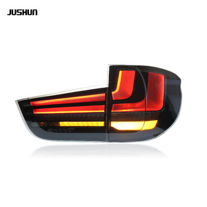 Feux arrière LED Jushun pour BMW X5 F15 2014-2018 Noir 12V Ensemble de feux arrière - Product Image 1