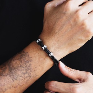 2025 luxe logo personnalisé cadeau en acier inoxydable pierres naturelles vache manchette peau de vache <span class=keywords><strong>Bracelet</strong></span> en <span class=keywords><strong>cuir</strong></span> hommes <span class=keywords><strong>Bracelet</strong></span> en <span class=keywords><strong>cuir</strong></span> - Product Image 5