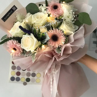 Papier d'emballage pour fleurs en tissu non tissé classique en gros avec doublure en coton, matériel artisanal pour fleuriste